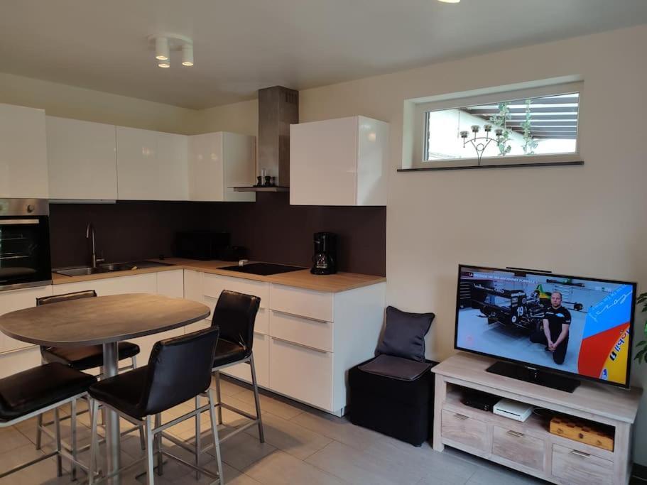 Appartement Dans Un Superbe Quartier Residentiel Namur Luaran gambar