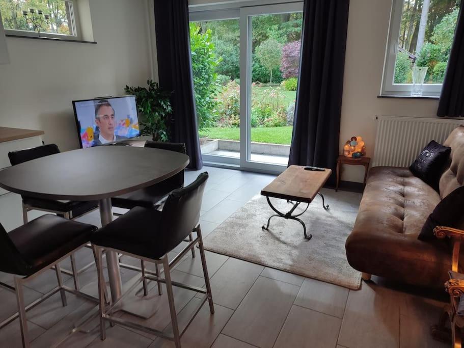 Appartement Dans Un Superbe Quartier Residentiel Namur Luaran gambar